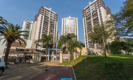 Excelente apartamento de 3 dormitórios sendo 1 suíte e 2 vagas no Higienópolis.