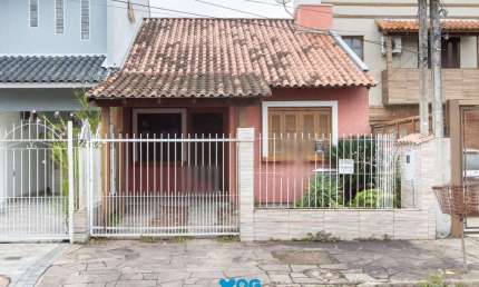Casa com 2 quartos à venda na Rua Edgar Sanches Laurent, 76, Hípica, Porto Alegre
