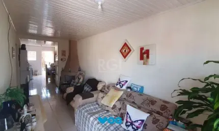 Casa para venda - 75m², 2 dormitórios, 1 vaga - hípica