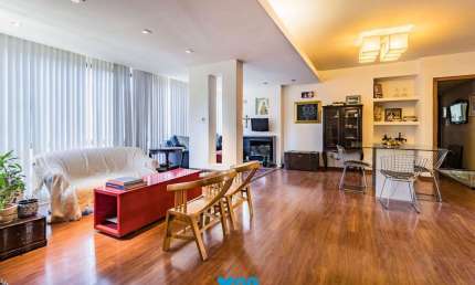 Apartamento à venda no bairro Rio Branco em Porto Alegre/RS