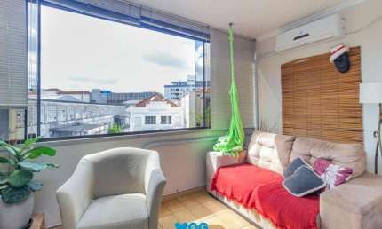 Apartamento Ensolarado com 80m² e Vaga Escriturada – bairro Santa Cecília