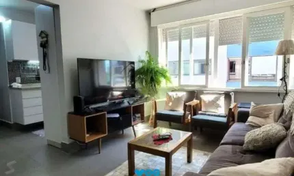 Apartamento 2 dormitórios, sendo 1 suíte, 72 m² de área privativa e 2 vaga(s) de