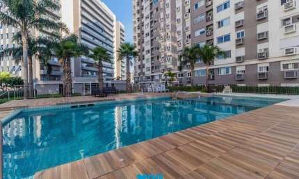 Apartamento de 2 dormitórios , 1 vaga coberta no bairro São Sebastião