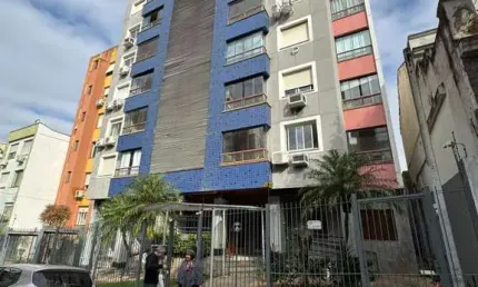 Apartamento de 2 quartos e 1 vaga de garagem no Centro de Porto Alegre