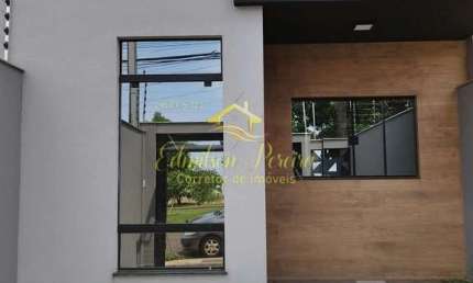Casa á venda 3 quartos sendo um deles suíte no Jardim Fugiwara zona leste de Londrina, PR