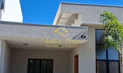 Casa à venda 3 quartos no condomínio Heimtal Park zona norte de Londrina, PR