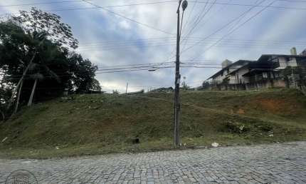 Terreno à venda no Itoupava Norte, Blumenau  por R$ 680.000