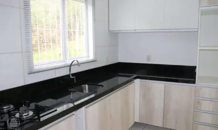 Apartamento com 3 quartos para alugar no Velha, Blumenau , 82 m2 por R$ 1.800