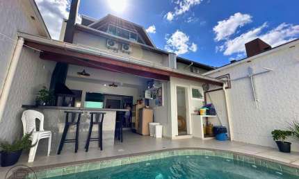 Casa com 3 quartos à venda na Escola Agrícola, Blumenau , 450 m2 por R$ 1.335.000