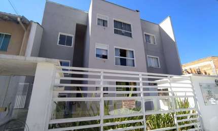 Apartamento com 2 quartos para alugar em Água Verde, Blumenau , 58 m2 por R$ 1.700