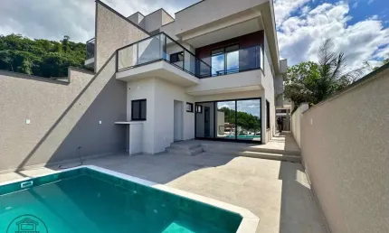 Casa com 3 quartos à venda no Velha, Blumenau , 457 m2 por R$ 1.530.000