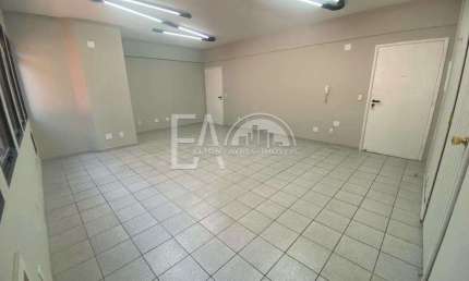 Sala com 0 quarto, Vila Mathias, Santos - R$ 319 mil, Cod: 5570