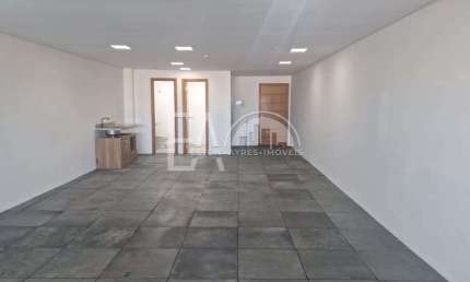 Sala comercial para alugar na Rua Amador Bueno, x333, Centro, Santos