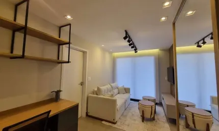 Apartamento com 1 dormitório mobiliado para alugar no Boqueirão em Santos