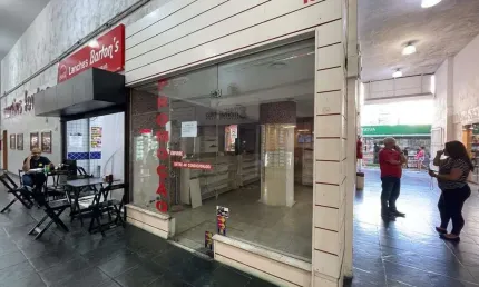 Ponto comercial para alugar na Avenida Ana Costa, 530, Gonzaga, Santos