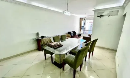 Apartamento 2 dormitórios, sendo 1 suite na ponta da praia