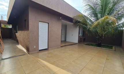 Excelente Sobrado com 3 suítes e 176 m² em condomínio fechado no Recreio das Acácias.