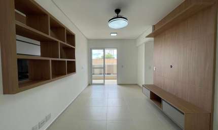 Apartamento com 3 dormitórios com 1 suíte, completo em armários em condomínio fechado em Bonfim Paulista