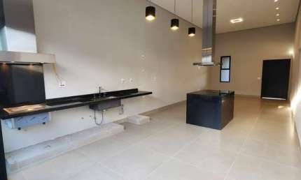 Casa Térrea com 3 suítes, de 156 m² com piscina em condomínio fechado em Ribeirão Preto.