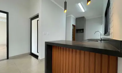 Casa térrea 3 suítes, 151m² no condomínio Villa Romana I em Ribeirão Preto.