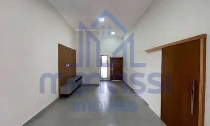 Casa Térrea de 150 m² com 3 suítes, completa em armários no Villa Romana.