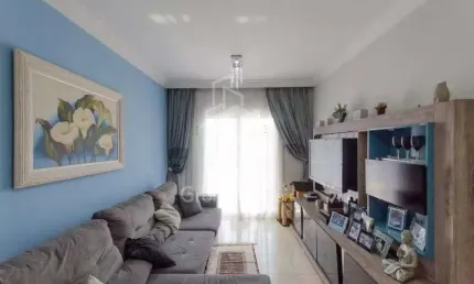 Lindo Sobrado 204m2 – 3 Dorms (1 Suite) – 3 Vagas – Patriarca