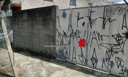 Terreno à venda na Avenida Antônio Munhoz Bonilha, 1037, Limão, São Paulo por R$ 800.000