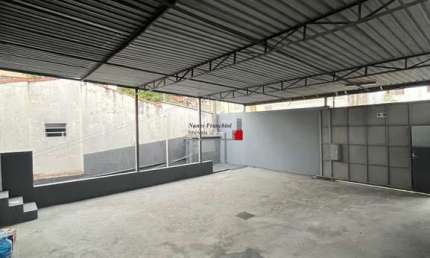 Galpão Comercial de Alto Padrão: 10 Salas, 4 Banheiros, 600m² na Casa Verde Média, São Paulo-SP