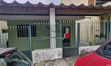 Casa com 3 quartos para alugar na Rua Leite de Barros, 70, Limão, São Paulo por R$ 2.700