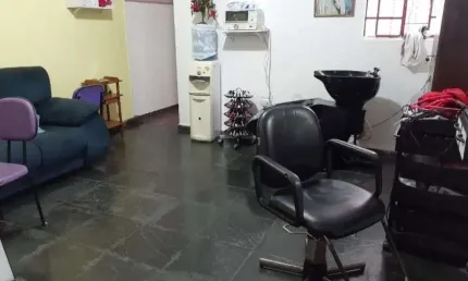 SANTA TEREZINHA/SP - CASA TÉRREA 4 DORMITÓRIOS, 2 BANHEIROS, 1 VAGA DE GARAGEM - R$ 640.000,00