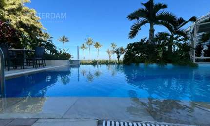 Apartamento de Luxo à Venda na Riviera Bertioga-SP: 4 Quartos, 4 Suítes, 2 Salas, 5 Banheiros, 3 Vagas de Garagem, 210m².
