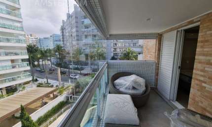 Apartamento reformado lindo à venda em Riviera no módulo 8