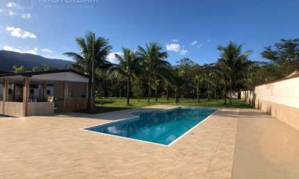 CASA COM PISCINA NO SITIO SÃO JOÃO, COM TERRENO DE 1700 (20X85) COM MUITO ESPAÇO.