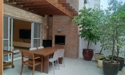 Apartamento Garden de Luxo à Venda em Bertioga-SP: 5 Quartos, 2 Suítes, 2 Salas, 4 Banheiros e 2 Vagas na Riviera - 207m².