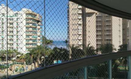 Imóvel de alto padrão à venda ou locação em Bertioga-SP, no bairro Riviera: 3 quartos, 2 suítes, 2 salas, 4 banheiros, 2 vagas, 131m².