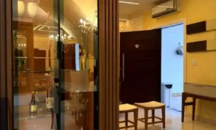 Excelente casa para locação anual no Jardim São Lourenço - Bertioga/SP: 4 quartos, 1 suíte, 2 salas, 3 banheiros, 2 vagas de garagem, 240,00 m².