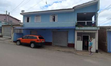Casa com 4 quartos à venda na Rua Alfredo Rodrigues, 265, Capela Velha, Araucária, 190 m2 por R$ 350.000
