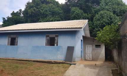 Casa com 2 quartos à venda na Rua Colibri, 75, Capela Velha, Araucária por R$ 410.000