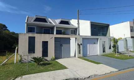 Casa com 3 quartos à venda na Rua Antônio Ribeiro dos Santos, 180, Iguaçu, Araucária por R$ 1.149.000
