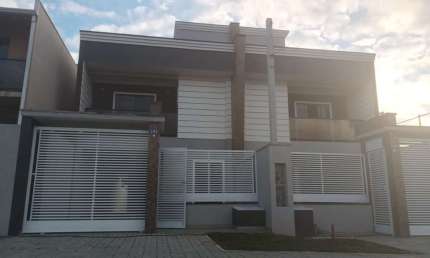 Casa com 3 quartos à venda na BERNARDINO LEMOS, 193, Costeira, Araucária, 153 m2 por R$ 900.000