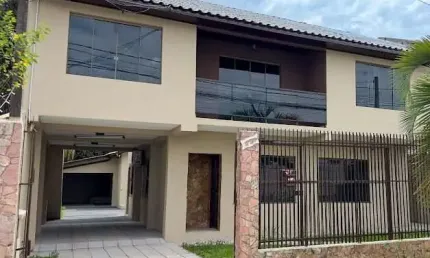 Casa com 4 quartos à venda na rua francisco dranka, 1169, fazenda velha, araucária, 307 m2 por r$ 950.000