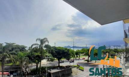 APARTAMENTO REFORMADO E MOBILIADO NO BOQUEIRÃO COM VARANDA E  VISTA PRO MAR.
