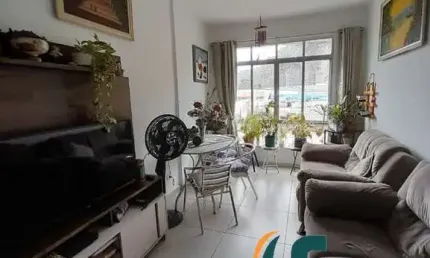 APARTAMENTO REFORMADO NO ITARARÉ - 2 DORMITÓRIOS - 2 BANHEIROS - 90M²