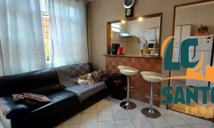 Apartamento Duplex de 2 dormitórios com quintal em Village no Gonzaga em Santos .