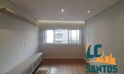 Apartamento reformado no coração do Boqueirão em Santos