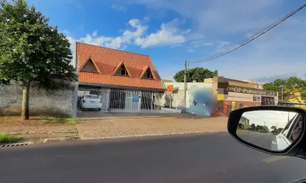 Casa com 5 quartos à venda no Novo Mundo, Curitiba 