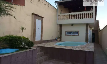 Casa com piscina na praia de Itanhaem por apenas R$270.000,00
