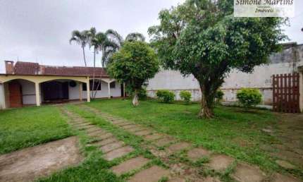 CASA Á VENDA LADO PRAIA NA CIDADE DE ITANHAEM - SP EM RUA COMERCIAL!