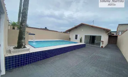 CASA COM PISCINA EM LOTE INTEIRO Á VENDA NA PRAIA DE ITANHAÉM