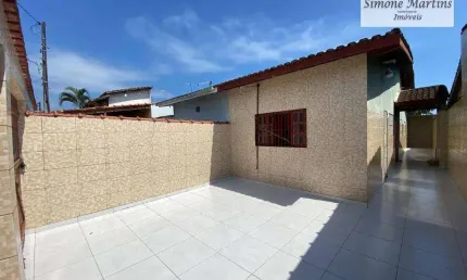 Casa com 2 quartos à venda na Rua Delícia Baceli Mena, 741, Balneário Europa, Mongaguá